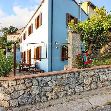 3 Bedroom Stunning In ماراتييا
