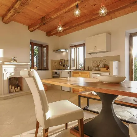 3 Bedroom Stunning In بيت للعطل