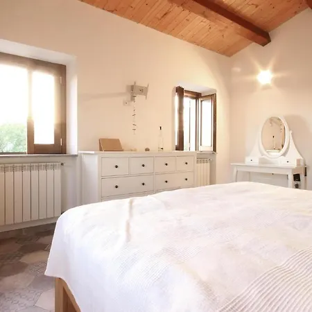 بيت للعطل 3 Bedroom Stunning In ماراتييا